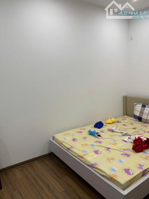 Bán nhà ngõ 86 Âu Cơ, DT 78m, 4 tầng, MT 4.7m, giá 19.5 tỷ. - 2