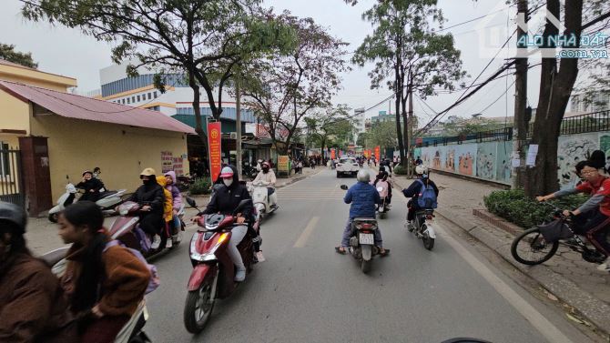 Chính chủ bán 150m2 đất mặt đường Mỹ Đình-khu vực sầm uất bậc nhất Nam Từ Liêm. Giá 52 tỷ - 3