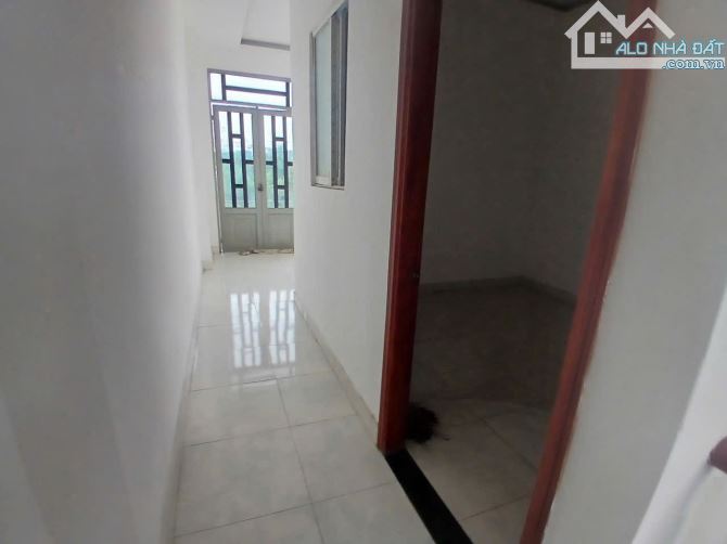 Bán Nhà Ngay Ngã 4 Bình Phước - HBP nhà 3 Tấm, 68m2, đường nhựa 8m trước nhà - 3