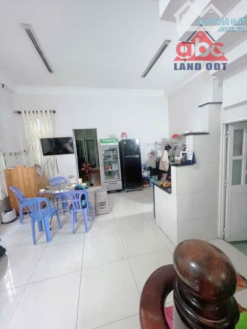 Bán nhà 1 trệt 2 lầu gần Giáo Xứ Bùi Thượng, Bình Đa, Biên Hòa, 220m2, giá 7 tỷ 500. - 3