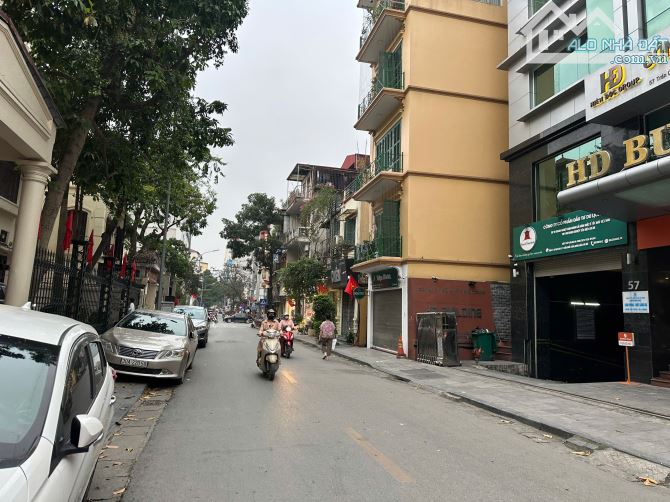 SIÊU HIẾM ! BÁN NHÀ MẶT PHỐ TRẦN QUỐC TOẢN, QUẬN HOÀN KIẾM. DIỆN TÍCH 315M2, MT 12M, 1 SỔ - 3