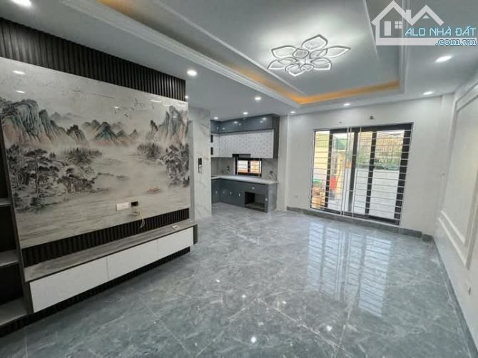 Bán nhà riêng Bùi Xương Trạch , Thanh Xuân, 6 tầng thang máy, gần oto. Nhỉnh 8 tỷ - 3