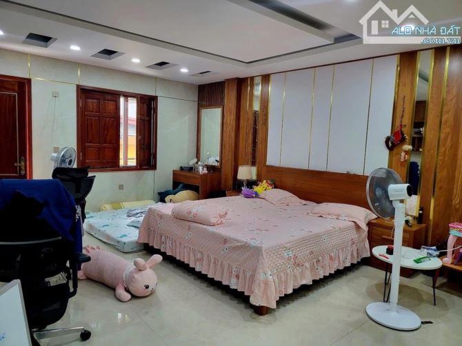 chính chủ bán nhà mặt phố nguyễn trãi, quận thanh xuân, thu 200tr.thág 420MxMT20m hơn 70tỉ - 3