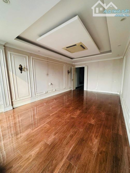 Bán Gấp Mặt Phố Linh Lang. 2 thoáng trước sau. DT 100m2 x 7T. Mặt tiền 4,5M. - 3