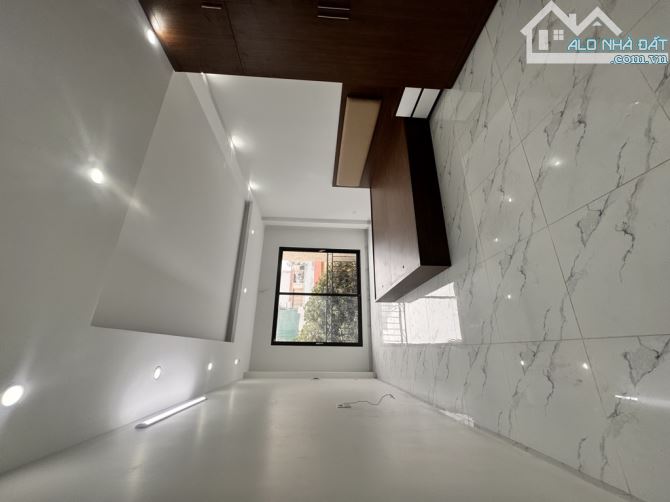 Bán Nhà Riêng tại Kim Ngưu, Lô góc, gần oto 10 tỷ, 35m2, 4PN, 4WC, 5 tầng Thang máy - 3