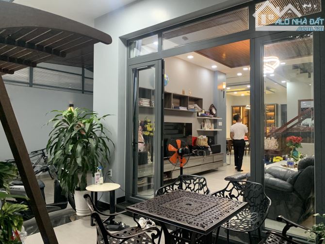 Bán Biệt thự KDC Nam Long, Q7, 162m2, 9m x 18m, 4 lầu chỉ 25,5 tỷ! - 3
