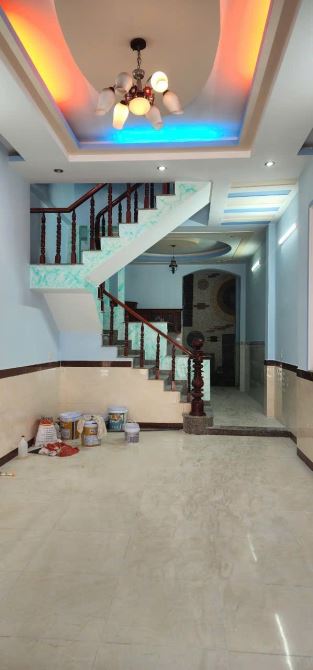 Bán nhà đường Hai Bà Trưng - Tp.Dĩ An. DTSD 180m2. - 3