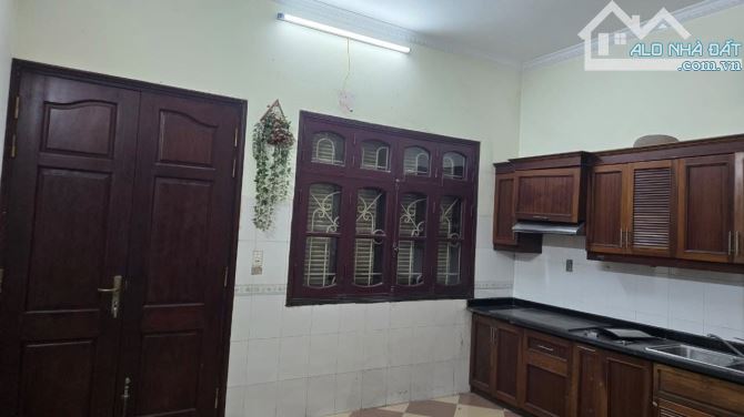 BÁN NHÀ PHÂN LÔ AN DƯƠNG - Ô TÔ TRÁNH - 2 MẶT NGÕ – 90M2 - 5.2M MT – 16.4 TỶ - 3
