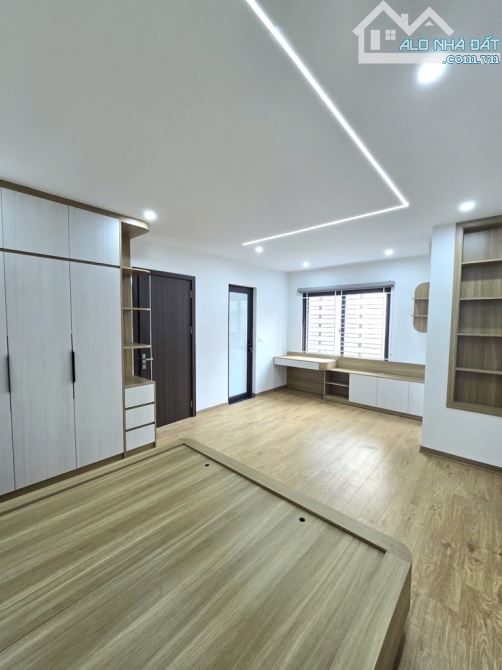 THÁI HÀ - Căn Góc Mới Koong 6 tầng Thang Máy Ô tô đỗ cửa - 3