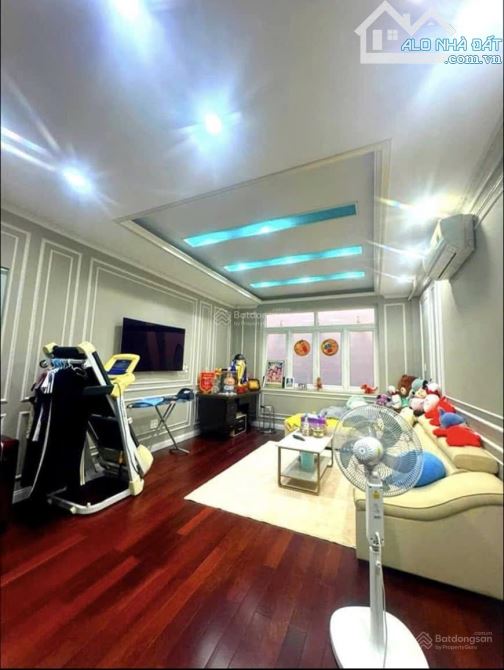 NGỘP TIỀN CẦN BÁN NHÀ ĐƯỜNG THÀNH THÁI, P14, QUẬN 10. GIÁ 3,87 TỶ/ 4x20M. NHÀ ĐANG TRỐNG. - 3