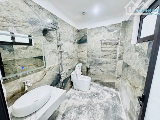 HOA HẬU BÙI XƯỚNG TRẠCH - 6 TẦNG - THANG MÁY- DT 38M - MT 5,7M - 8,65TỶ. - 3
