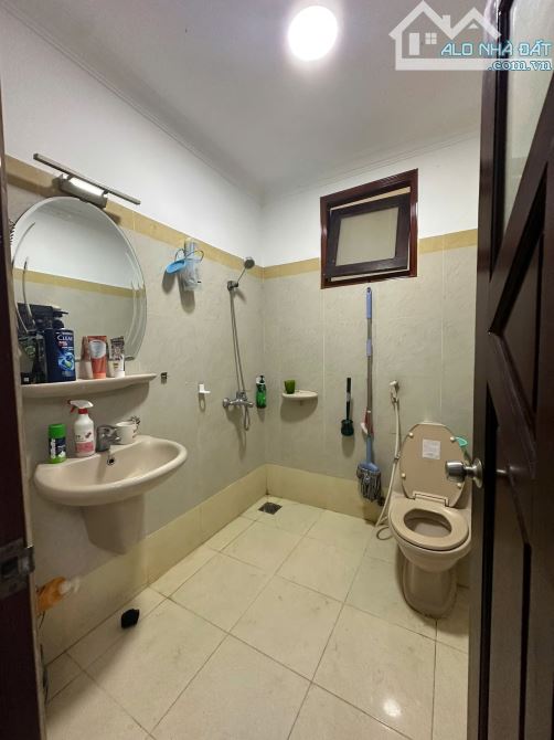 Sát Mặt Tiền đường Đinh Bộ Lĩnh + HXH thông Bùi Đình Túy P26 (4,2x17m) + KC 5 Tầng đúc - 3