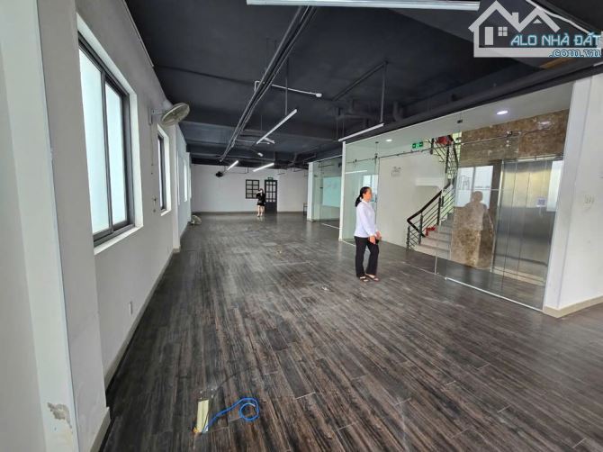 Cho thuê toà nhà hẻm xe tải 236 Điện Biên Phủ, Phường 17, Quận Bình Thạnh - 3