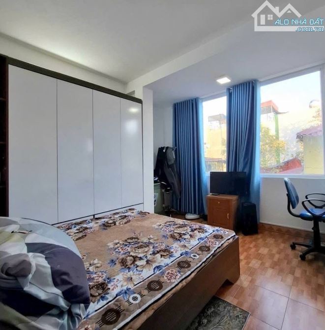 Bán nhà 3 tầng, trần nguyên hãn,sân cổng riêng, DT 45m2 ,💸 2,6 tỷ (dc02) - 3