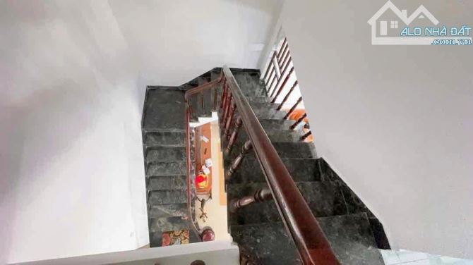 Bán nhà 2 tầng đường Nguyễn Thành Ý gần Lotte Hải Châu. Gọi Tuyết - 4