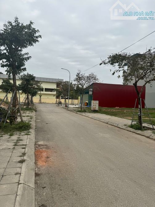 LÔ GÓC HAI MẶT TIỀN - KHU ĐÔ THỊ NGUYÊN KHÊ - PHỐ NHÀ GIÀU - MẶT TIỀN QUYỀN LỰC-ĐẲNG CẤP - 4