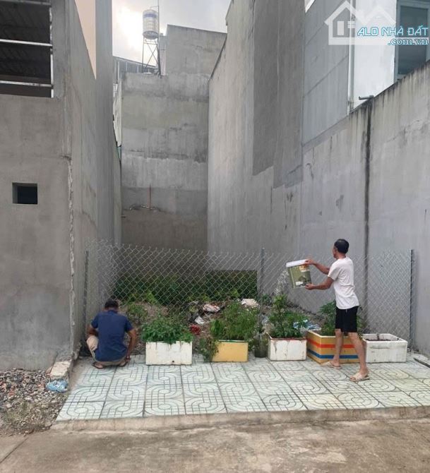 Bán đất MT kênh đường Đình Quới An, Thạnh Xuân 25, Quận 12 dt 5x20m giá 5,6 tỷ - 4