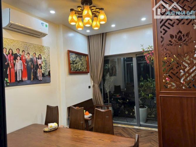 BÁN NHÀ THÁI HÀ - ĐỐNG ĐA - NHÀ MỚI THANG MÁY- DT 55m - 6 TẦNG - GIA 17,9 tỷ - 4