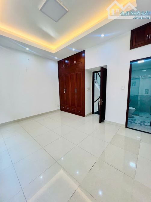 Nhà Mặt Tiền Quận 2 Phường An Phú Diện Tích : 5x20m Trệt 2 Lầu Sân Thượng Giá 24,8 Tỷ TL - 4