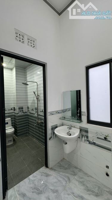 HÀNG HOT💥💥300TR CÓ NHÀ LẦU SỔ RIÊNG, NGỘP NGÂN HÀNG BÁN CĂN NHÀ 5.5x19 - 4