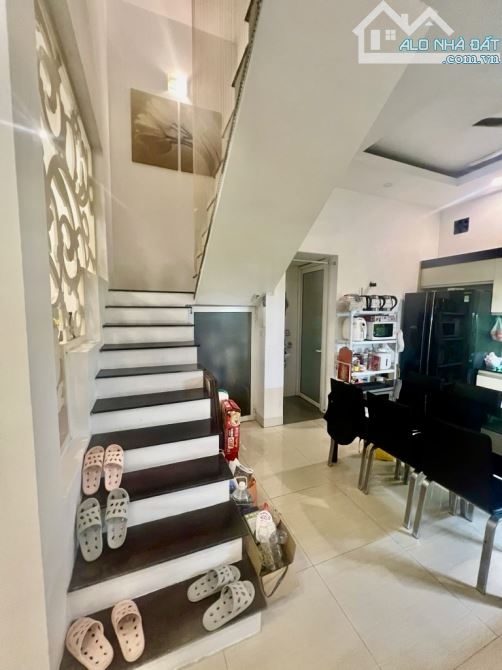 Bán Nhà Nguyên Văn Cừ Hơn 10 tỷ-65m2-Mt 5.2m-4 tầng-DÂN XÂY-FULL NỘI THẤT-PHÁP LÝ RỎ RÀNG - 4