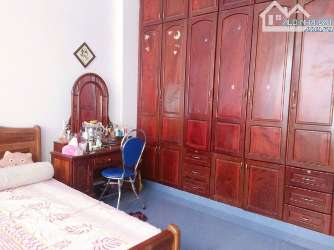 Bán Nhà 2 Mặt Tiền Hoàng Hoa Thám (DT: 4,2x20m CN 85m2 + 4 Tầng+ ÔTô Trong Nhà) Giá 12,8TY - 4