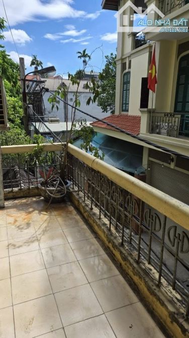 BÁN NHÀ PHÂN LÔ AN DƯƠNG - Ô TÔ TRÁNH - 2 MẶT NGÕ – 90M2 - 5.2M MT – 16.4 TỶ - 4