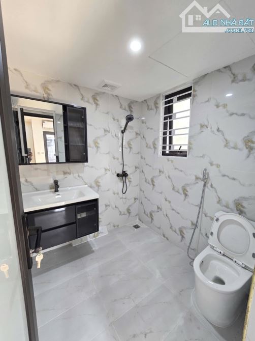 THÁI HÀ - Căn Góc Mới Koong 6 tầng Thang Máy Ô tô đỗ cửa - 4