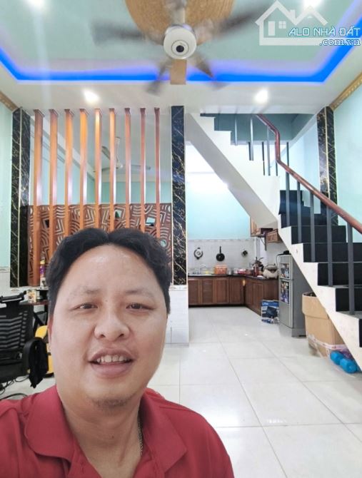 Nhà 3 Tầng Trường Chinh - Dòng Tiền Trên 100tr/Năm - Ngang 5M Tân Bình Hơn 3,9Tỷ - 4