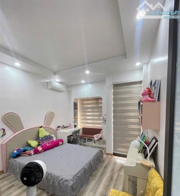 Bán nhà 4 tầng có sân cổng trong ngõ đường Hồ Sen,Lê Chân, Hải Phòng - 4