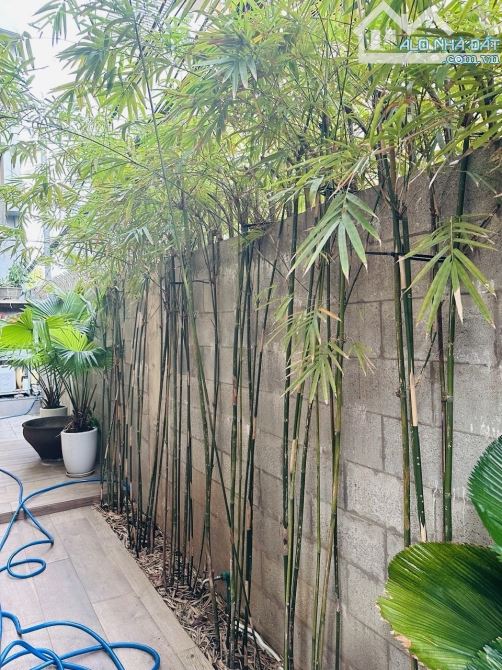 SIÊU PHẨM - BIỆT THỰ 3 TẦNG - CĂN GÓC - TT HẢI CHÂU - DT 130M2 - NGANG 9m - 4