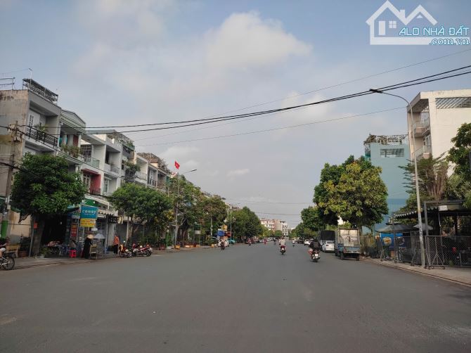 Bán nhà KDC An Sương Q12 118m2 giá chỉ 6.68ttỷ - 3