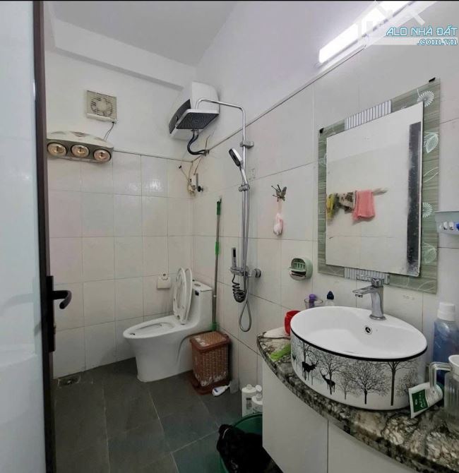 Bán nhà 3 tầng, trần nguyên hãn,sân cổng riêng, DT 45m2 ,💸 2,6 tỷ (dc02) - 4
