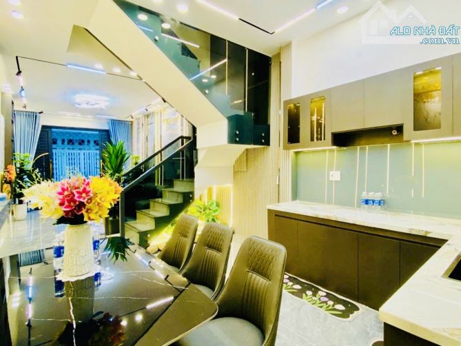 BÁN NHÀ ĐẸP HẺM Ô TÔ - PHẠM VĂN CHIÊU, 4m x 12m, 2 TẦNG - 5 tỷ Nhỉnh - 4