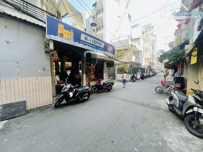 Rất ngộp bank, mặt tiền Nguyễn Đình Chiểu, đoạn 2 chiều Q3, 5 lầu, 8 phòng và mặt bằng kd - 5