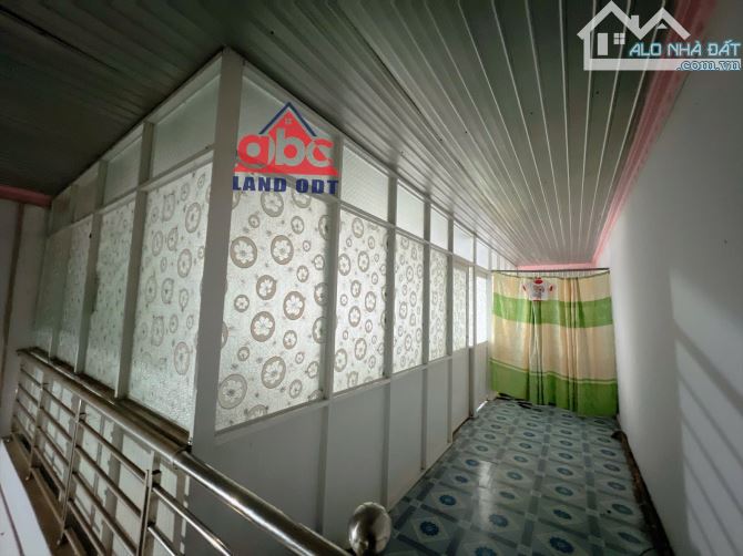 BÁN NHÀ GÁC LỬNG THUỘC GX LAI ỔN HỐ NAI 3 TRẢNG BOM ĐNAI  Giá : 1 Tỷ 950tr - 5