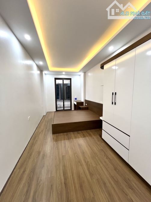 ĐỀN LỪ-NGÕ THÔNG-NHÀ MỚI LÔ GÓC- Ô TÔ ĐỖ CỔNG-34m NHỈNH 6 TỶ - 5