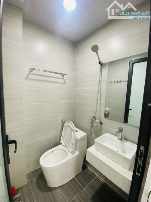 Toà CHDV 23 Phòng Đào Tấn, gần Lotte, thu 120 Triệu/tháng, 90m2, 7 tầng, 23 Phòng, xây mới - 5