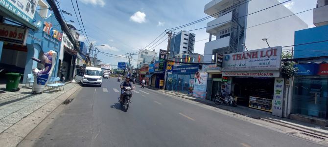 Ngộp Bank bán gấp nhà Mặt tiền kinh doanh 3 tầng, 6x25m Lê Quang Định P.1 Gò Vấp, Chỉ 136t - 5