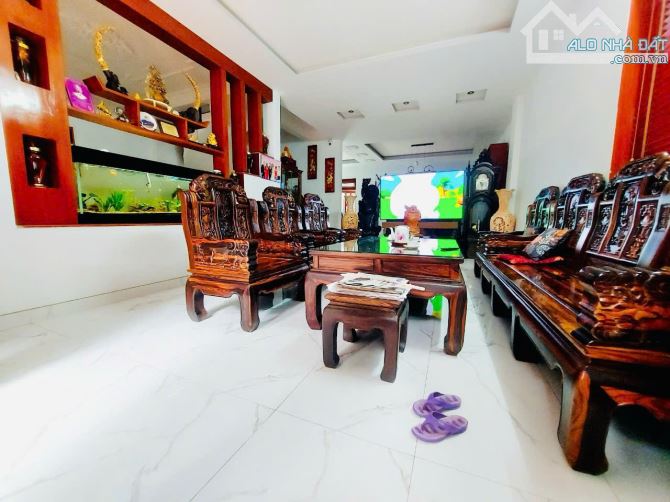 BÁN GẤP BIỆT THỰ GÓC 2 MẶT TIỀN CÁCH MẠNG THÁNG 8 DT: 8X18 SÁT CV LÊ THỊ RIÊNG CHỈ 27,8 TỶ - 5