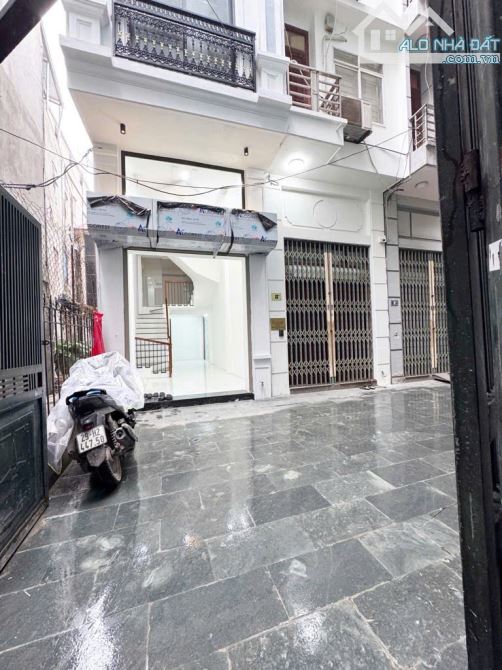 NHÀ NGÕ GIẢI PHÓNG – VỊ TRÍ CỰC ĐẸP - OTO ĐỖ CỬA– 16M RA Ô TÔ TRÁNH - 5