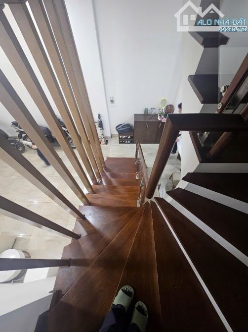 Cần bán gấp nhà phân lô phố Phạm Tuấn Tài 45m2, 4T, ngõ ô tô tránh - 5