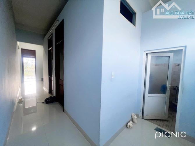 BÁN NHÀ 2 MÊ MẶT TIỀN ĐƯỜNG ĐINH CÔNG TRẮNG - DT: 5,4x18m - H: NAM - 3,48 TỶ - 5
