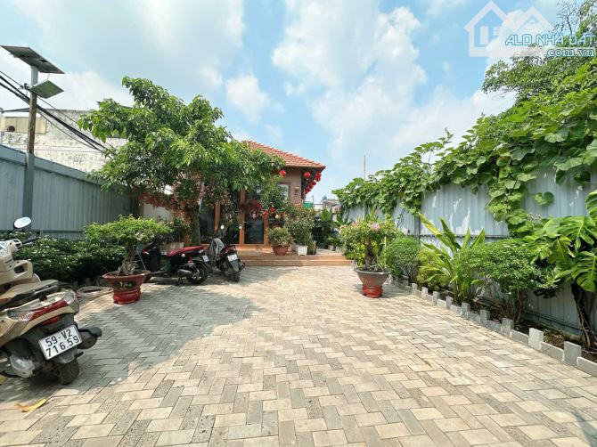 Bán nhà vườn nghỉ dưỡng DT khủng 1.226m2 MT 26m đường rộng 16m gần Nguyễn Văn Quá 66 tỷ. - 5