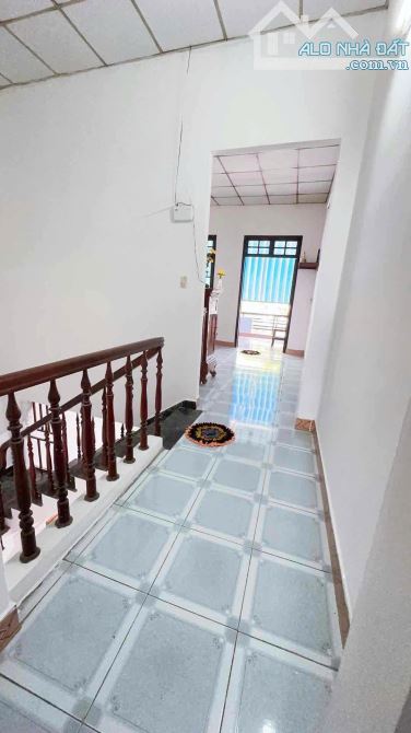 Bán nhà 2 tầng đường Nguyễn Thành Ý gần Lotte Hải Châu. Gọi Tuyết - 6