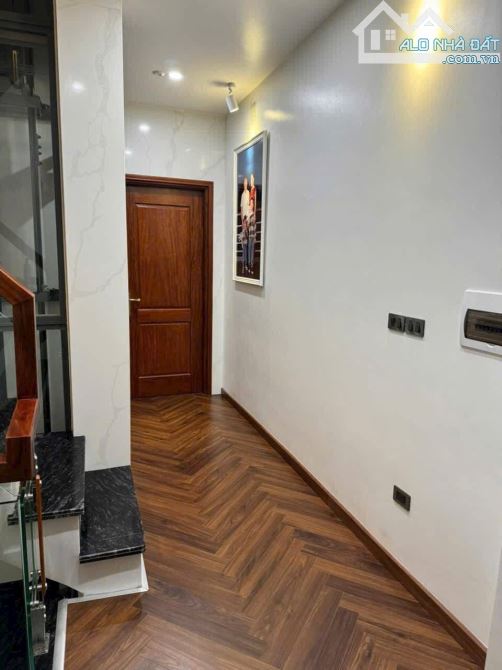 BÁN NHÀ THÁI HÀ - ĐỐNG ĐA - NHÀ MỚI THANG MÁY- DT 55m - 6 TẦNG - GIA 17,9 tỷ - 6