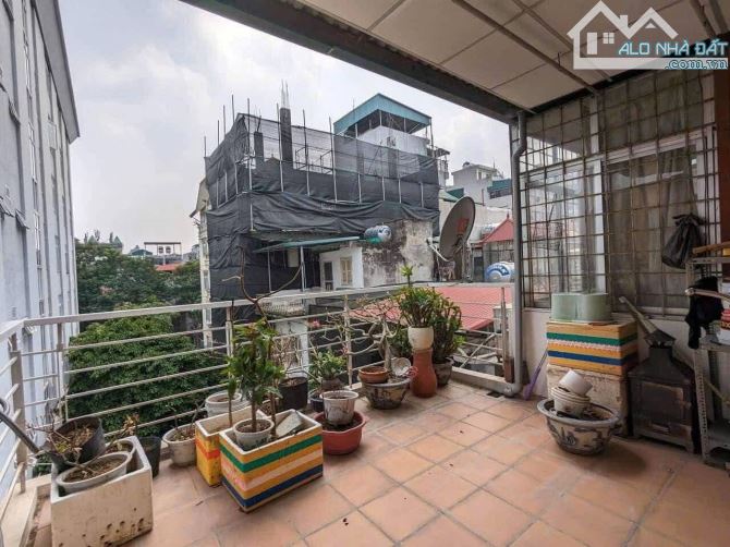 HOÀNG CẦU - THÁI HÀ - 40M2 - TẦNG 2 ĐUA 46M2 - 4 TẦNG - Ô TÔ TRÁNH - KINH DOANH - 15.2 TỶ - 6