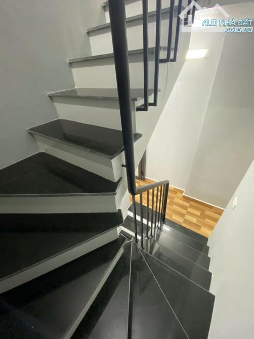 TRUNG TÂM THANH XUÂN NGON BỔ RẺ GẦN ÔTÔ SỞ HỮU NGAY 35m2 Giá Chỉ 5,1tỷ. - 6
