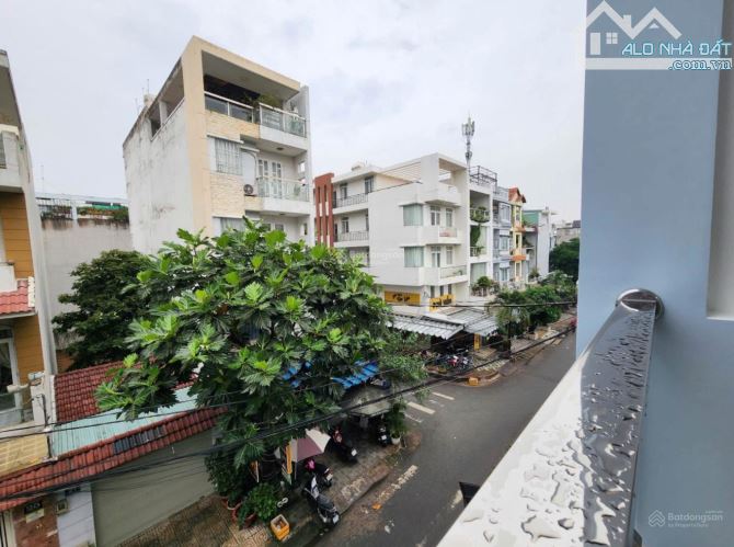 CHỦ ĐI ĐỊNH CƯ BÁN NHÀ ĐƯỜNG CAO ĐẠT, P1, QUẬN 5. GIÁ 4,42 TỶ -DT 65,76M2 - CHO THUÊ 18TR. - 6
