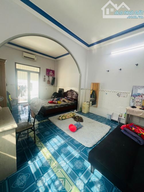 Bán nhà phường Hòa Bình cũ ngay chợ Biên Hòa sổ hồng 1 trệt 1 lầu 95m2 giá 4.2 tỷ - 6